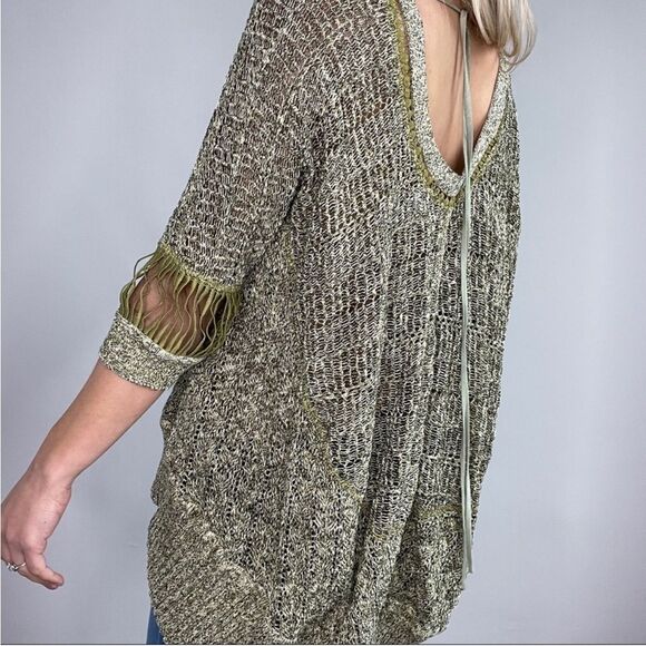 Byron Lars Green Knit Fringe Top with Buttons at Chest Size 4 - Picture 12 of 14